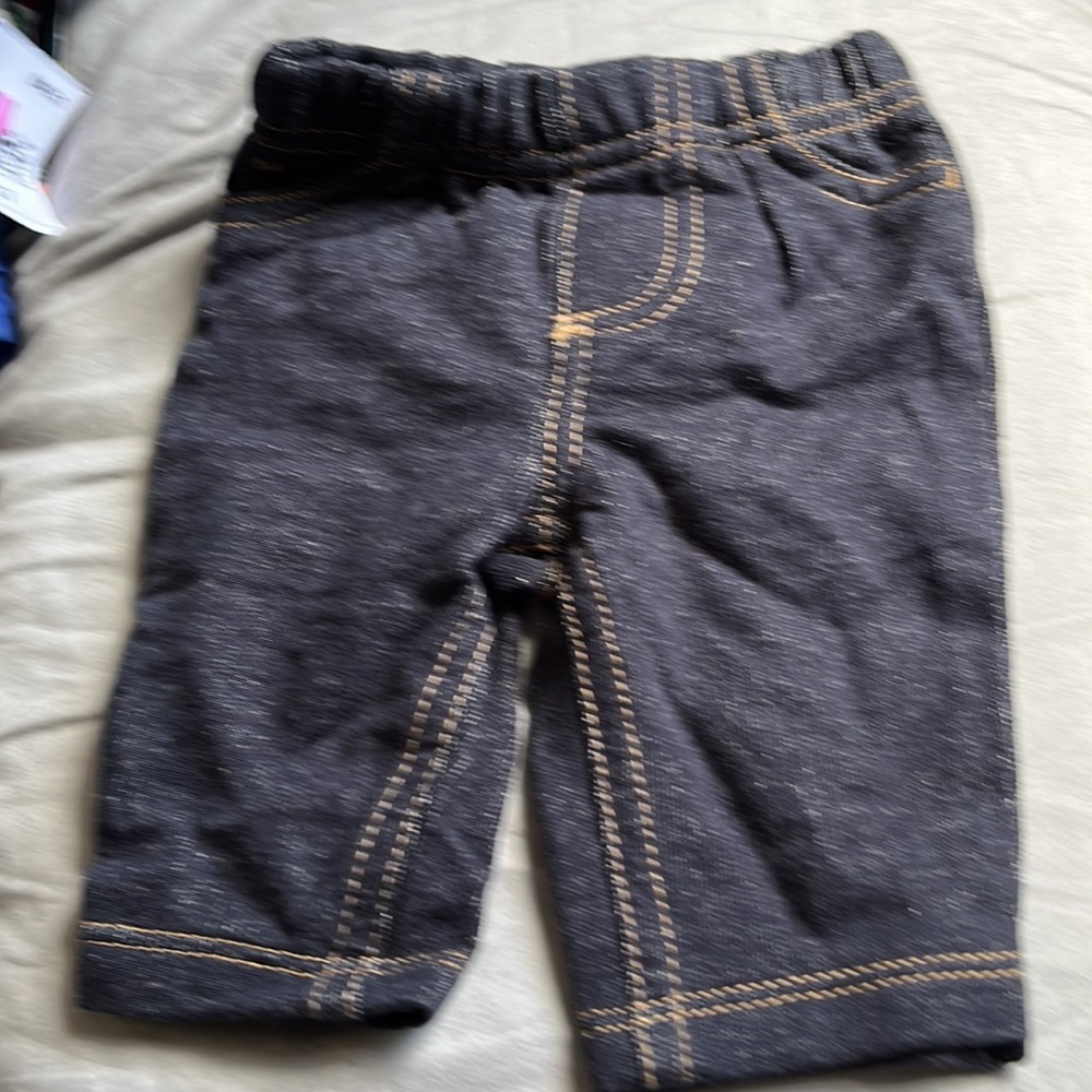 Carters - Picture 4 of 4